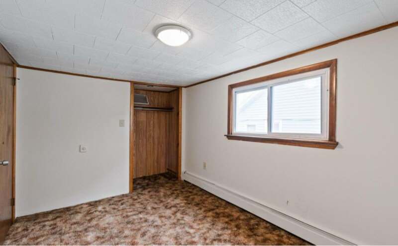 Building Photo - 412 Grove St