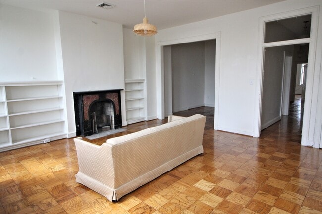 Building Photo - 1513 Bolton St