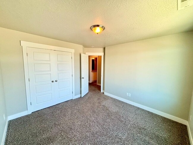 Building Photo - 683 S 1803 W