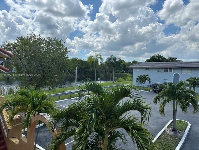 Building Photo - 15635 SW 74th Cir Dr