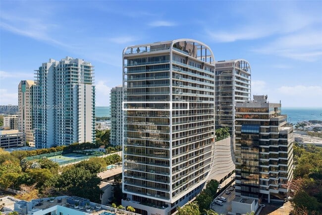 Building Photo - 2678 Tigertail Ave