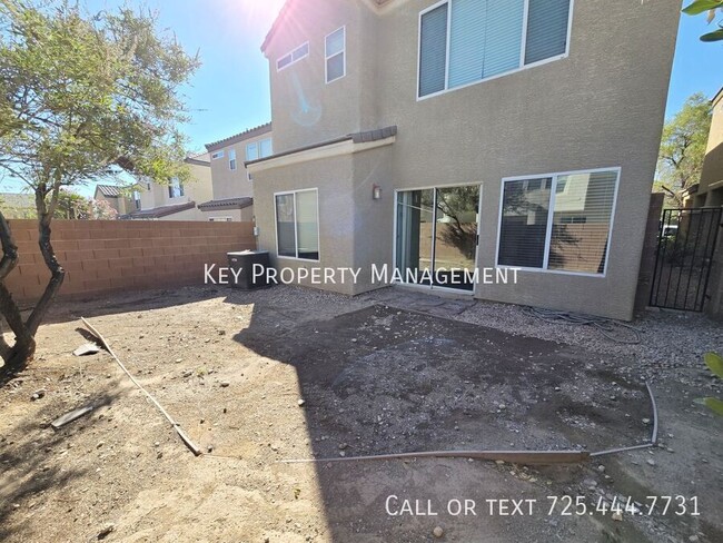 Building Photo - 4 BEDROOM 3 BATH TWO STORY HOME IN GATED C...