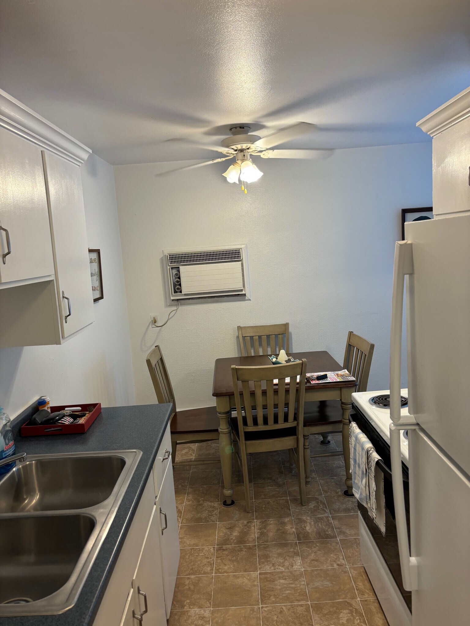 Building Photo - 121 W William St