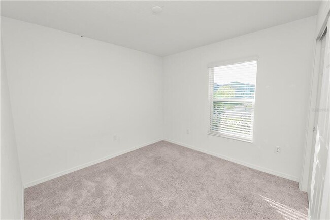 Building Photo - 2547 Zachary Taylor Wy