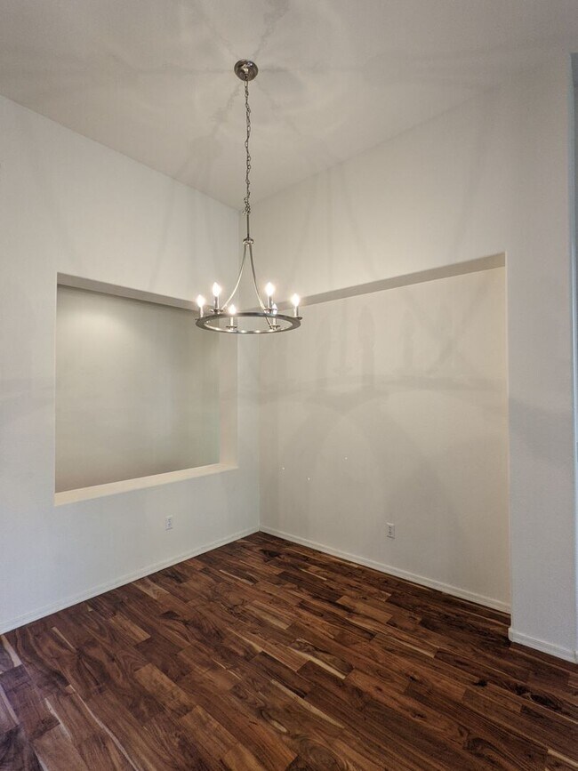 Building Photo - 9361 Fresh Spring Dr