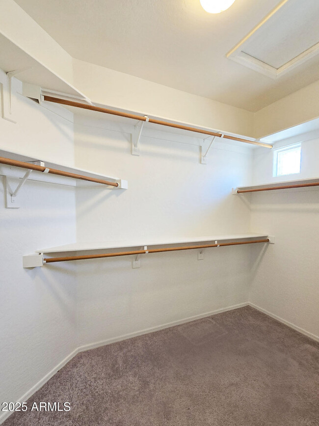 Building Photo - 6510 S Hazelton Ln