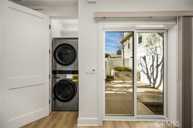 Building Photo - 2138 Orange Ave