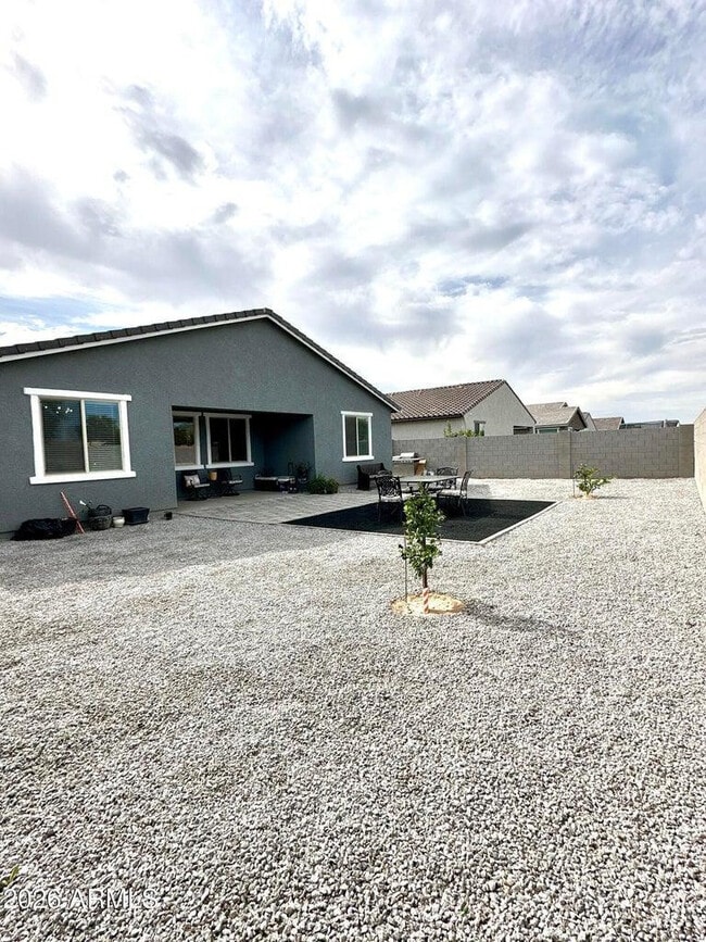 Building Photo - 5512 W Thurman Dr