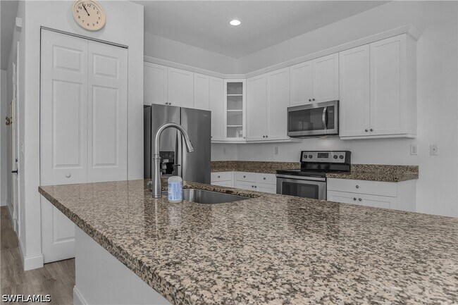 Building Photo - 5396 Cameron Dr