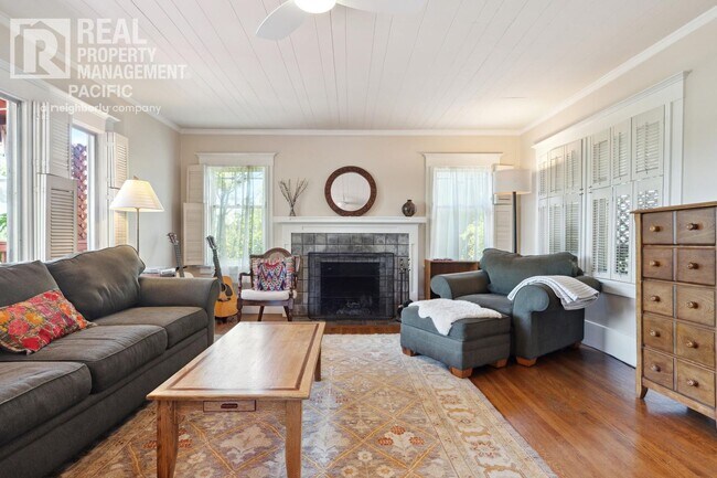 Building Photo - Beautiful North Berkeley Craftsman with Bay View
