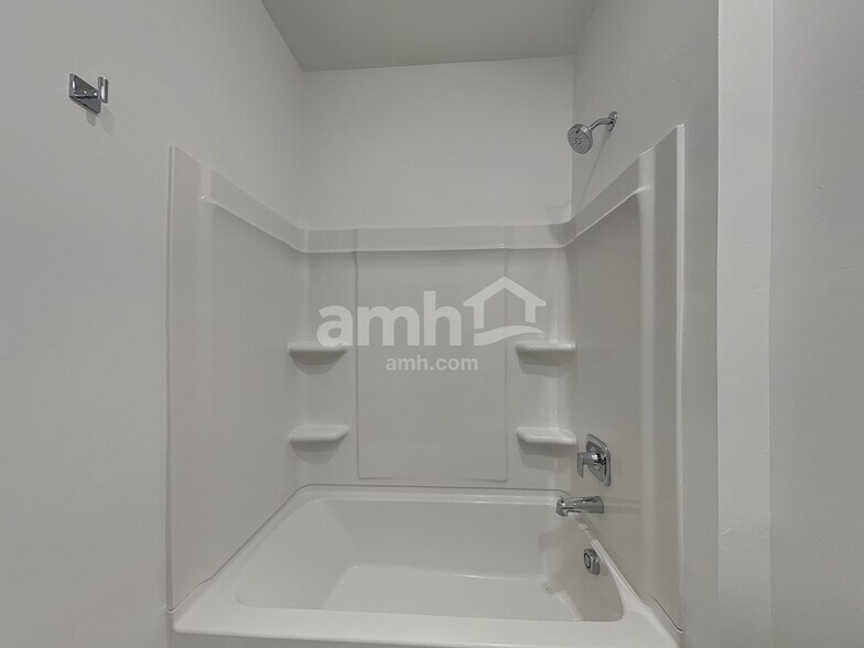 Building Photo - 13042 Mustang Crossing Rd