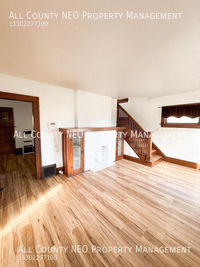 Building Photo - 1422 Elder Ave