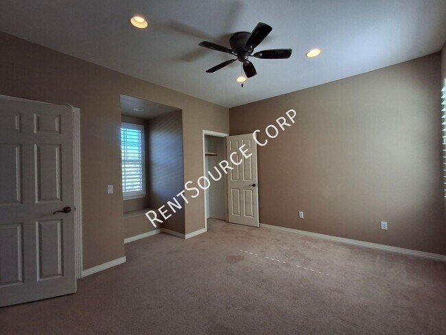 Building Photo - 27046 Maple Tree Ct