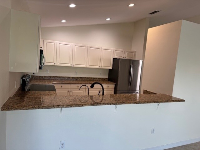 Building Photo - 11075 Lancewood St