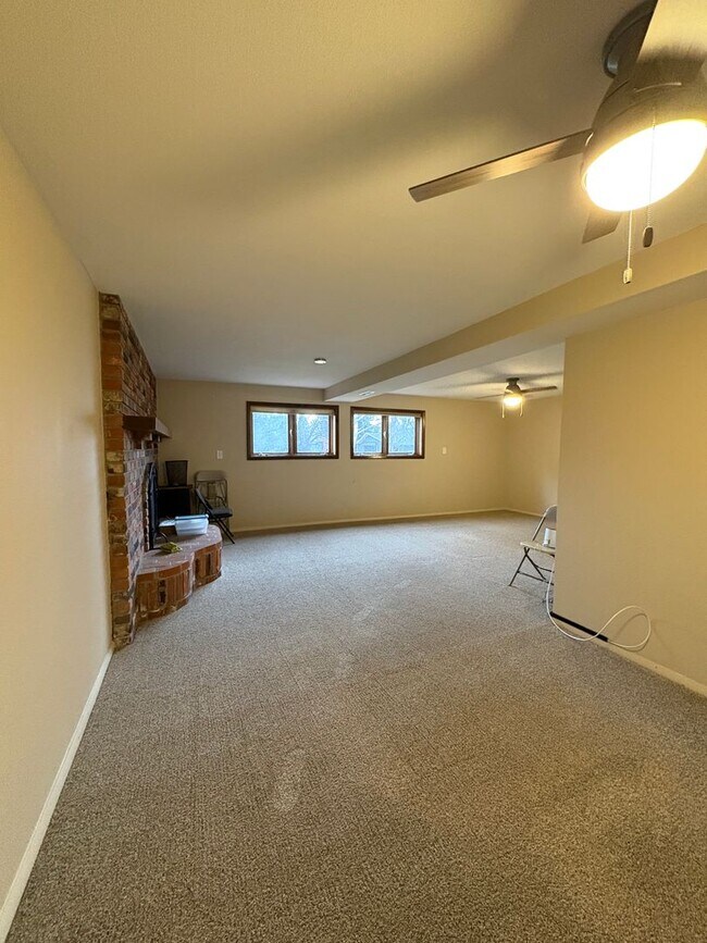 Building Photo - 3109 Forysthia Blvd - 3 bed 3 bath Home