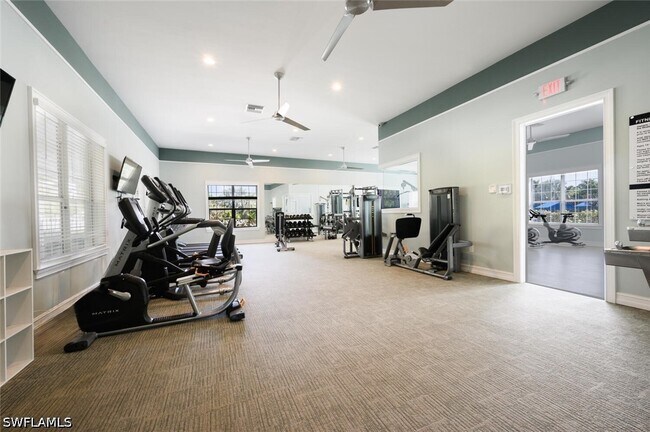 Building Photo - 28093 Sanibel Sands St