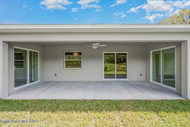 Building Photo - 2128 Arnold Palmer Dr