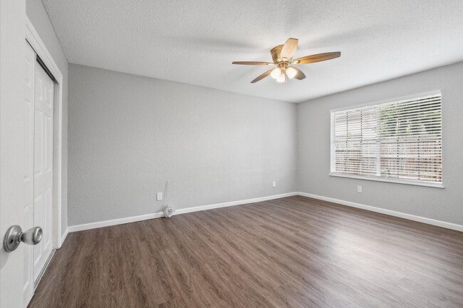 Building Photo - 6610 Rockergate Dr