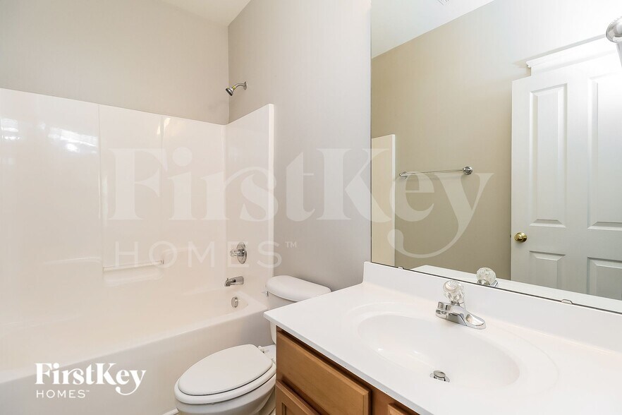 Building Photo - 13224 Kennerly Dr