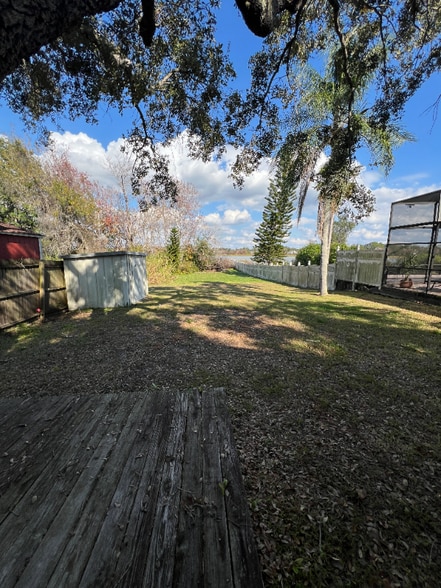 Building Photo - 626 Bellingham Pl