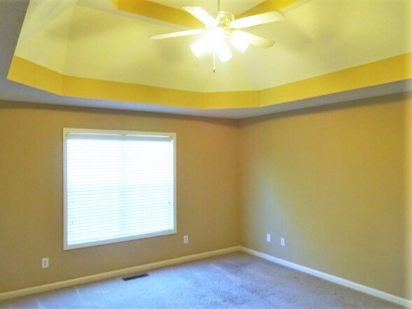 Building Photo - 2062 Spicers Ln