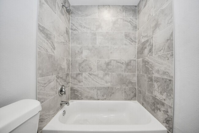 Building Photo - 6609 Bacher St