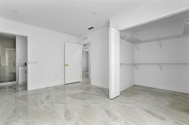 Building Photo - 2924 NW 58th St