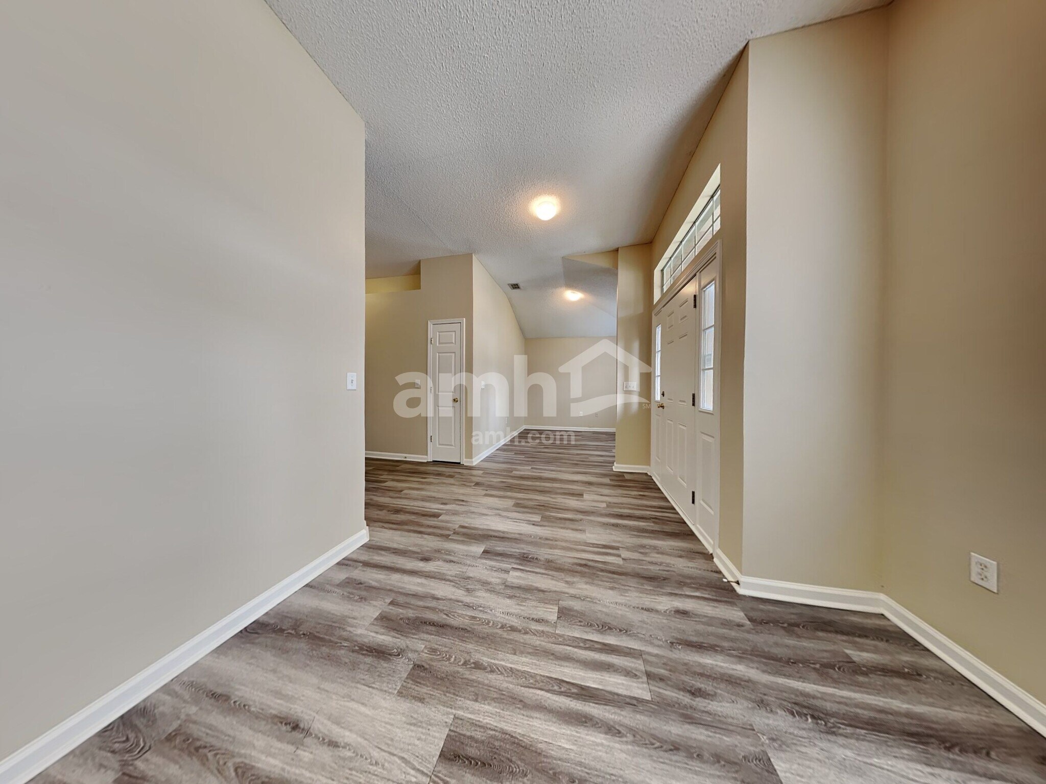 Building Photo - 2522 Blackstone Ct