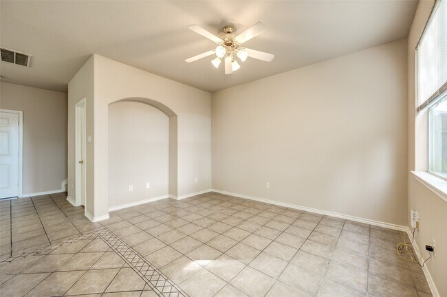 Building Photo - 16535 Cairngrove Ln
