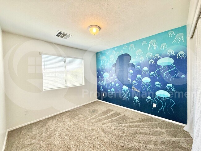 Building Photo - 3913 S Crosscreek Dr