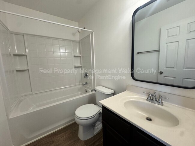 Building Photo - 338 Luke Meadow Ln