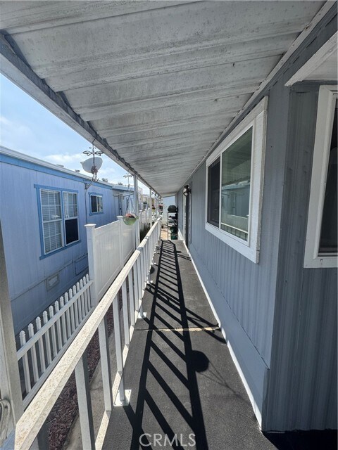 Building Photo - 21851 Newland St