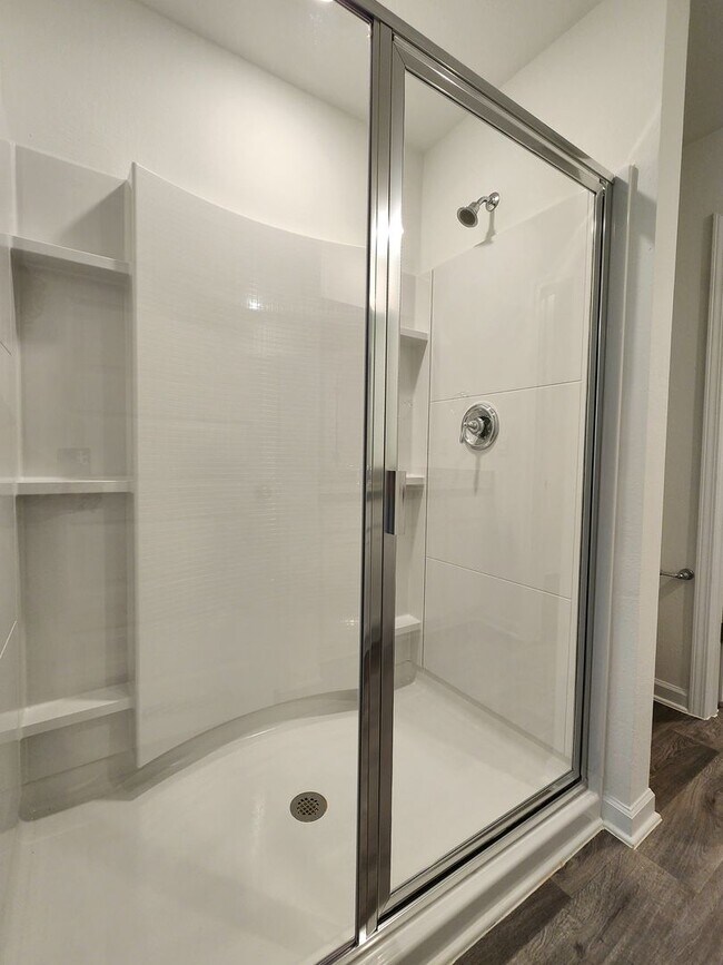 Building Photo - New 3/2 with fenced yard in Foley