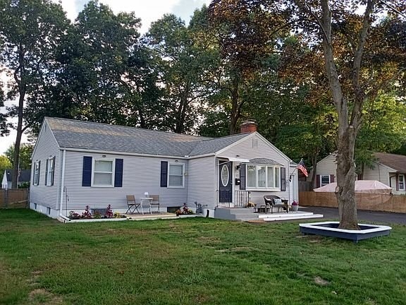Building Photo - 52 Boulay Cir
