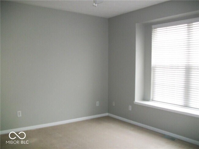 Building Photo - 2215 Colfax Ln