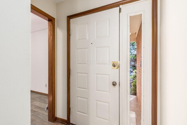 Building Photo - 4847 Dierker Rd