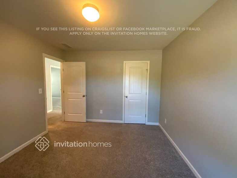 Building Photo - 4921 Fawnwood Dr
