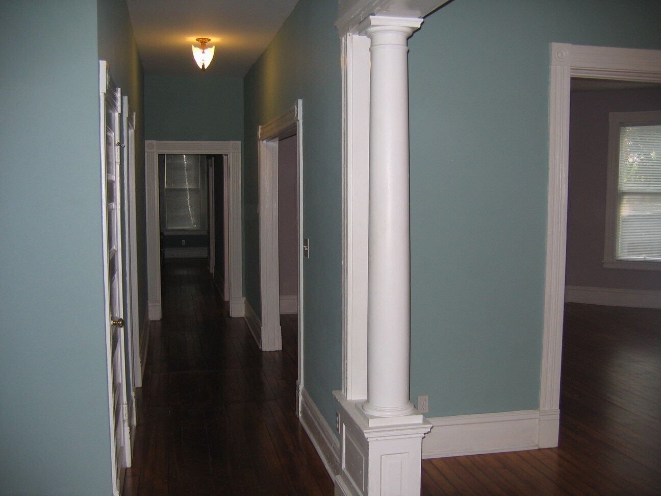 Building Photo - 212 Campsie Pl