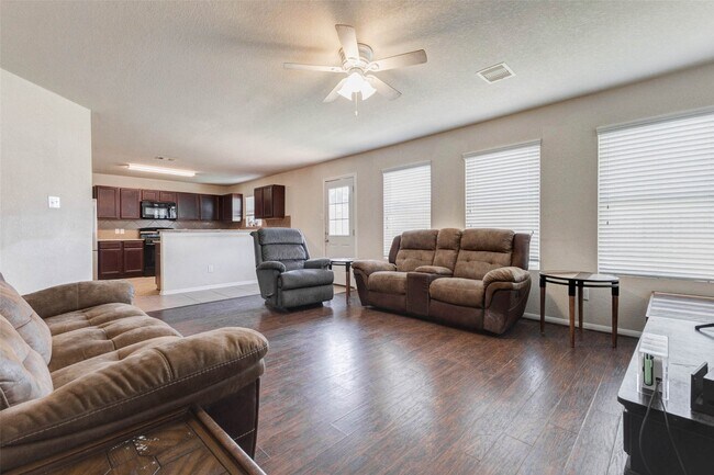 Building Photo - 3027 Upland Spring Trace