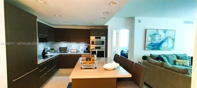 Building Photo - 7661 NW 107th Ave