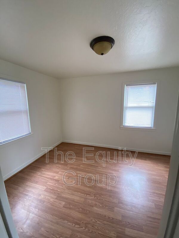 Building Photo - 33297 Rd 162