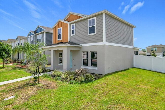 Building Photo - 1504 Hummingbird Rd