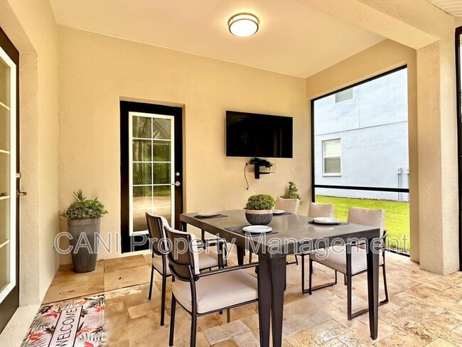 Building Photo - 11210 Roseate Dr