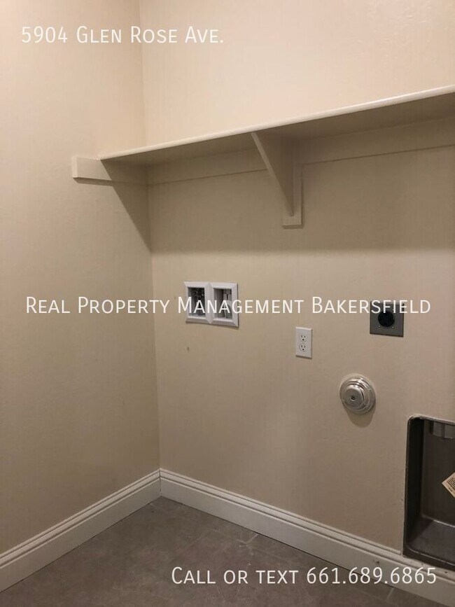 Building Photo - 5904 Glen Rose Ave