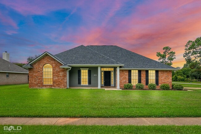 Primary Photo - Check Out this 3 bed 2 bath in Bossier!!