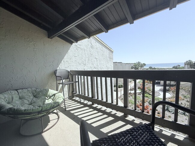 Building Photo - 5650-5A1A A1A S