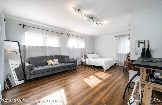 Building Photo - 659 McCormick Dr