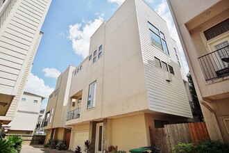 Building Photo - 818 Lester St