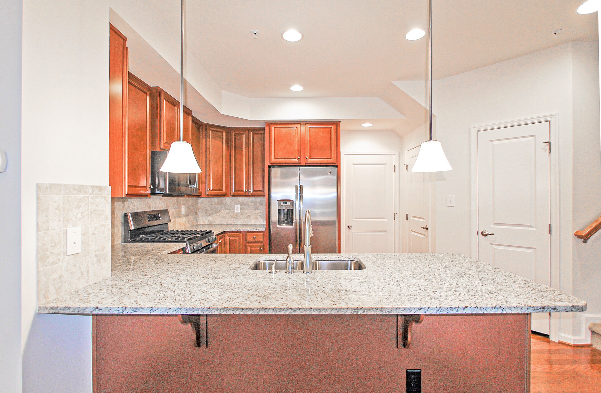 Building Photo - 13652 Endeavour Dr