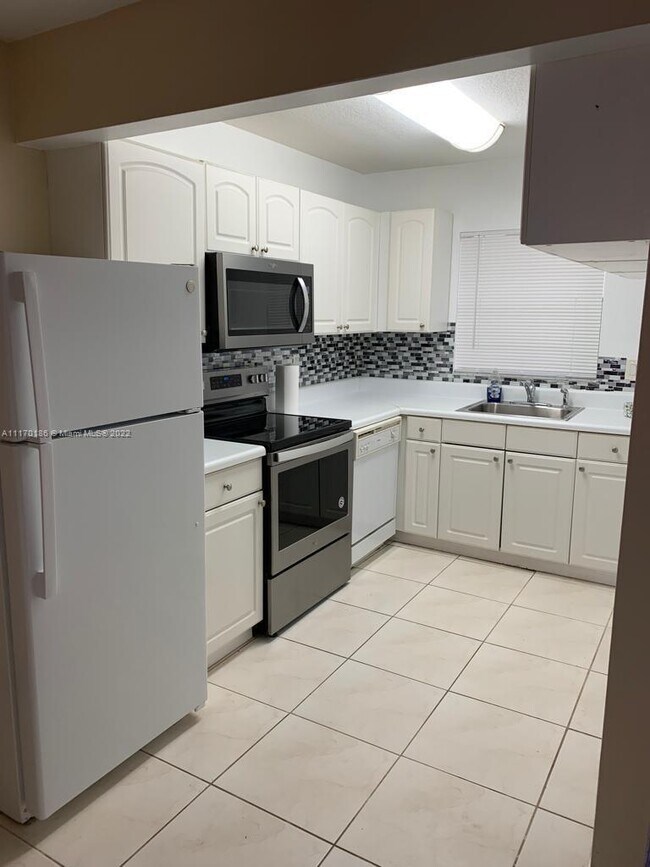 4951 Wedgewood Way 4951 Wedgewood Way West Palm Beach FL 33417